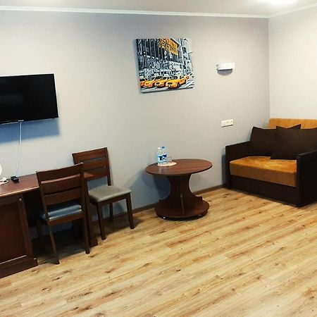 Tourist Hotel Харьков Экстерьер фото