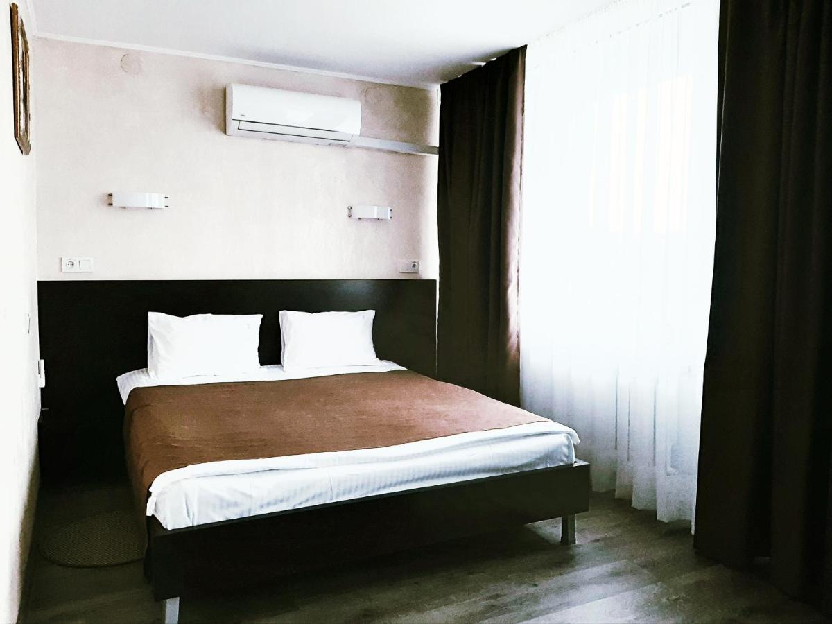 Tourist Hotel Харьков Экстерьер фото