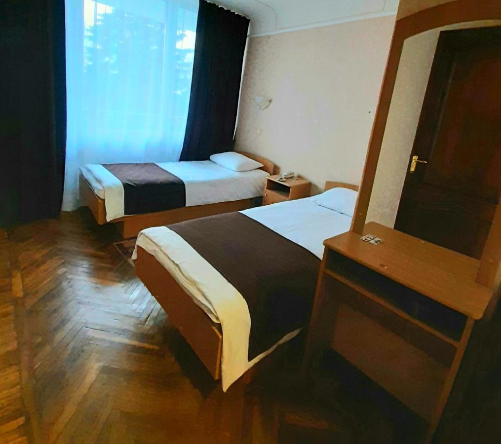 Tourist Hotel Харьков Экстерьер фото