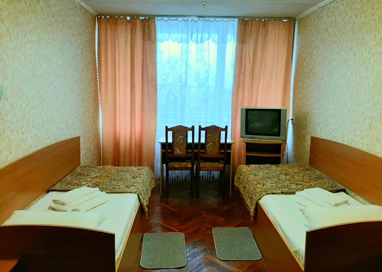 Tourist Hotel Харьков Экстерьер фото